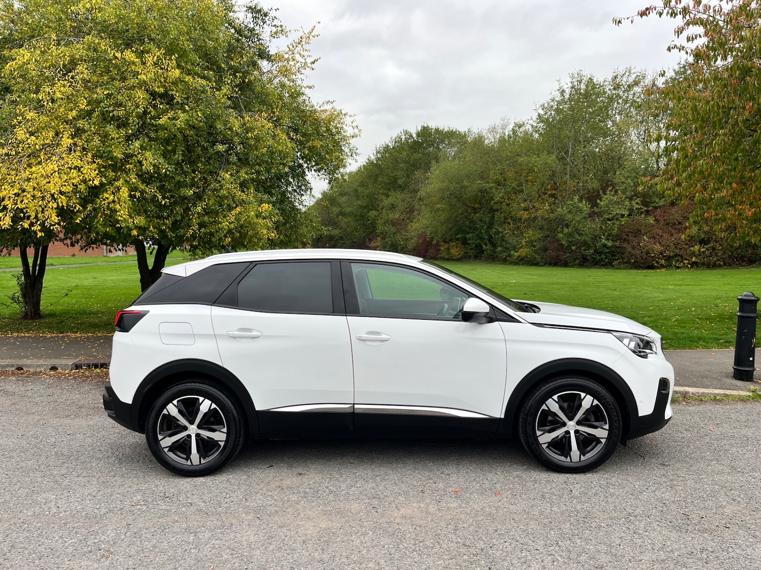 Used Peugeot 3008 2020 for sale - 76114401: Photo 7
