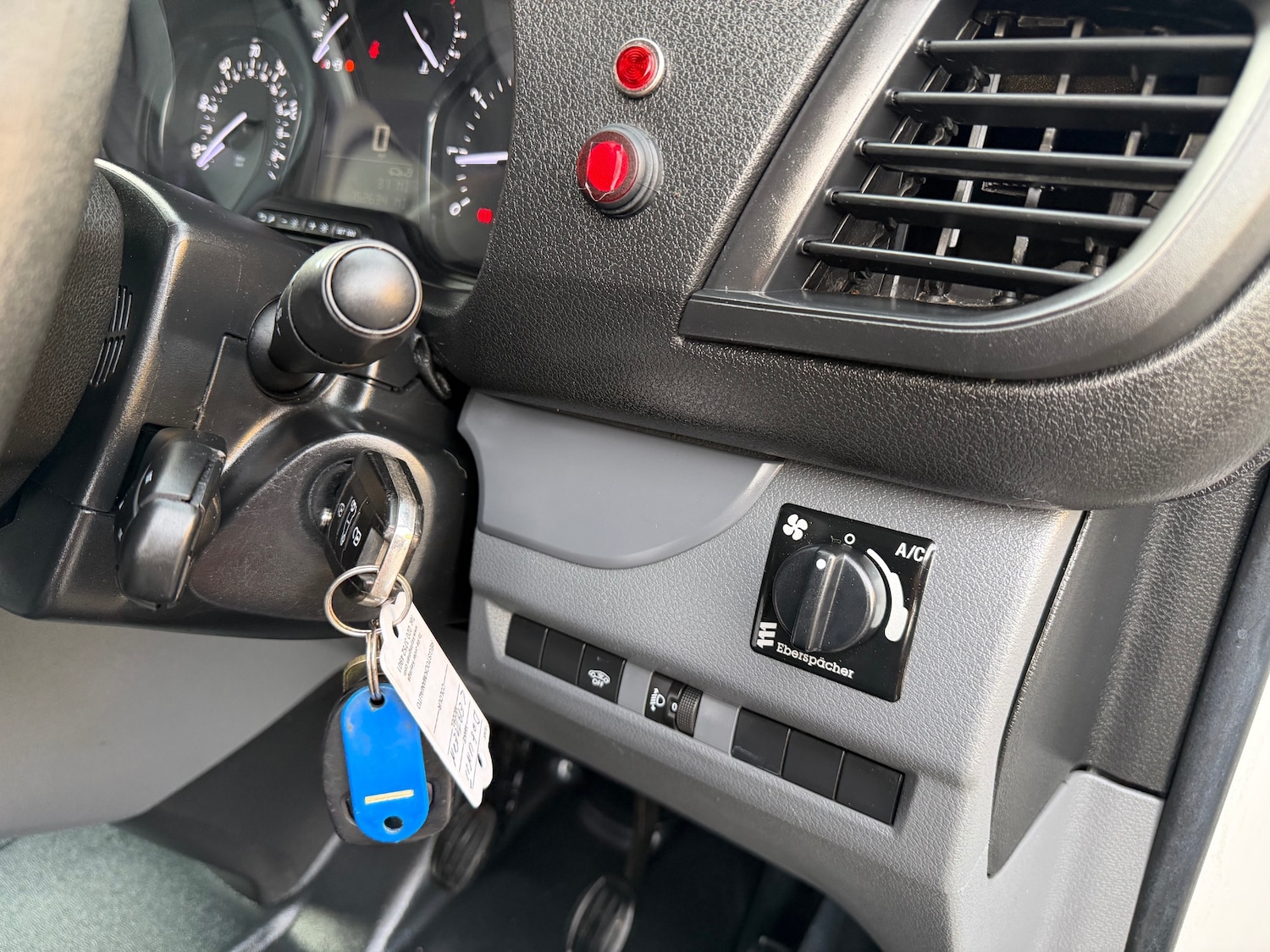 Used Citroen Dispatch 2018 for sale - 76859296: Photo 17