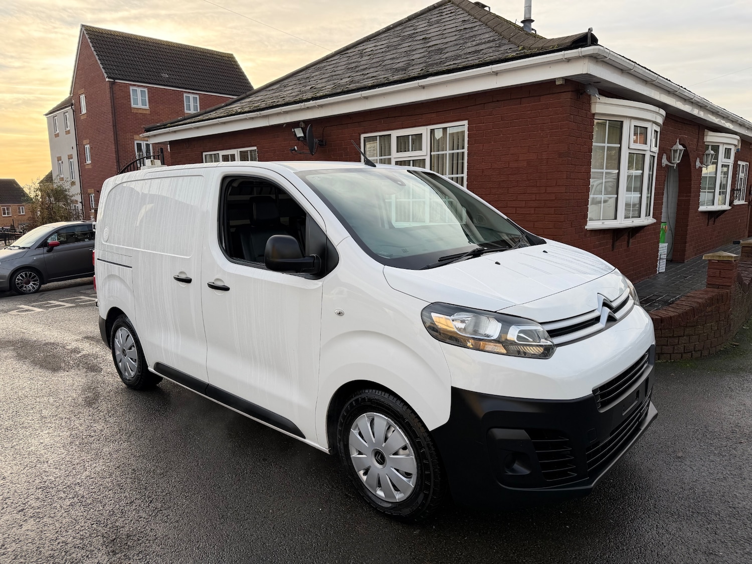 Used Citroen Dispatch 2018 for sale - 76859296: Photo 6