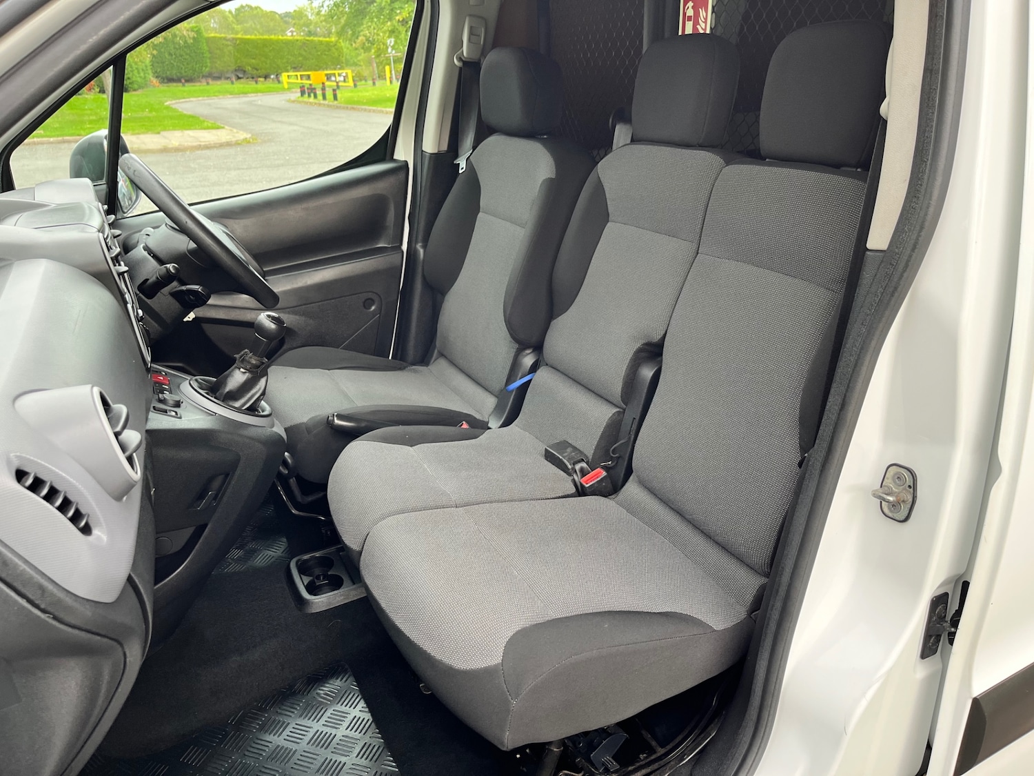 Used Peugeot Partner 2018 for sale - 75825448: Photo 16