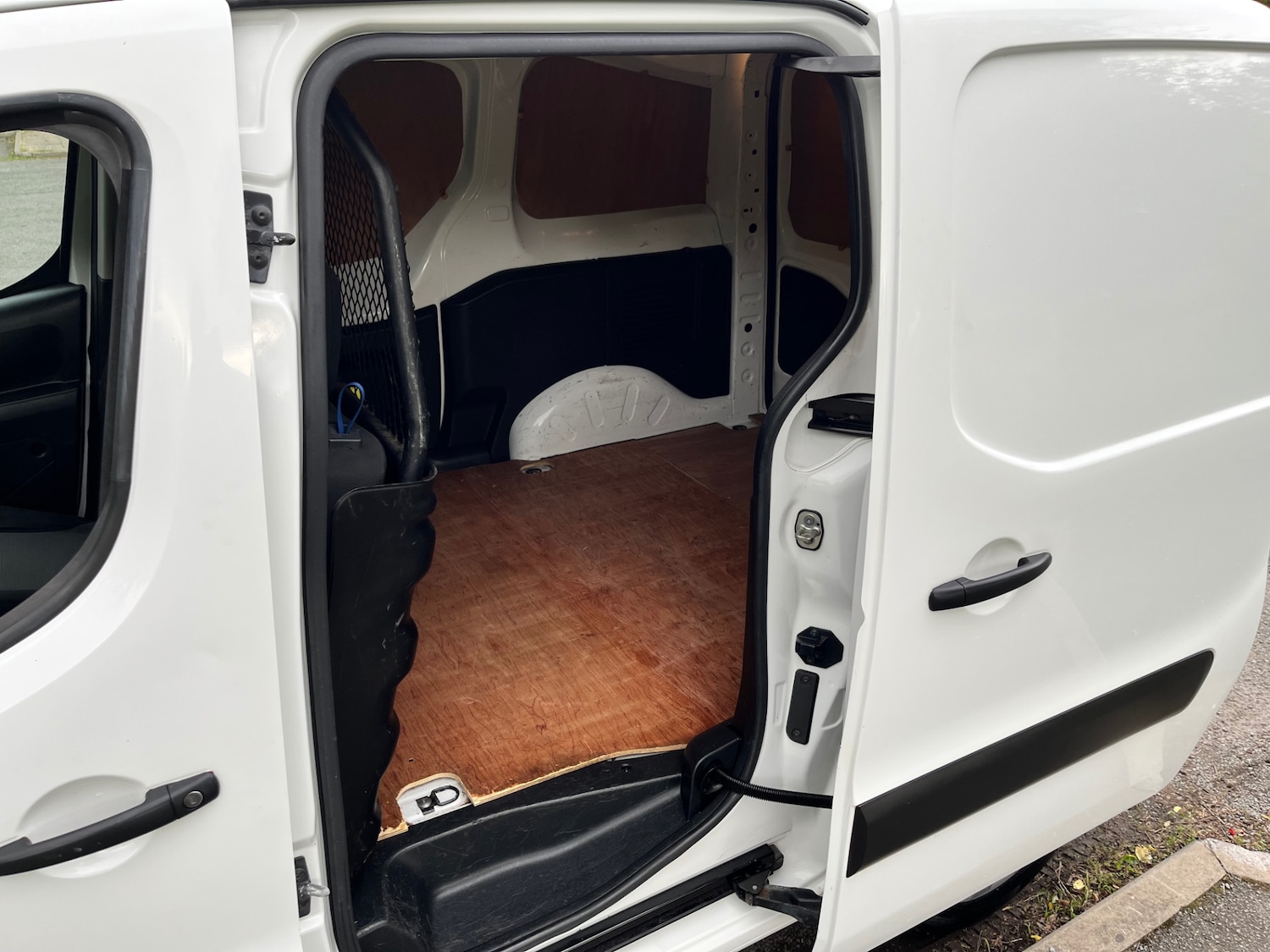 Used Peugeot Partner 2018 for sale - 75825448: Photo 18