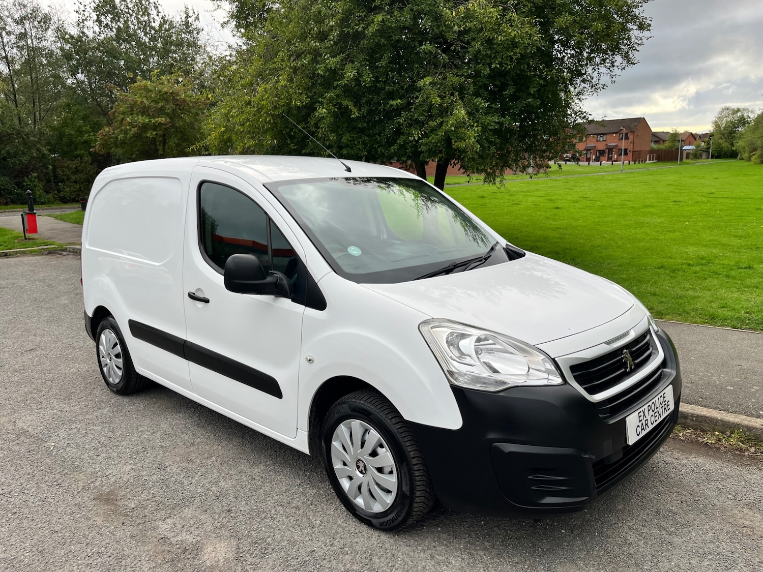 Used Peugeot Partner 2018 for sale - 75825448: Photo 6