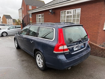 Used Volvo V70 2015 for sale - 76748216: Photo