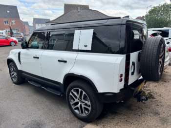 Used Land Rover Defender 110 2020 for sale - 74064190: Photo