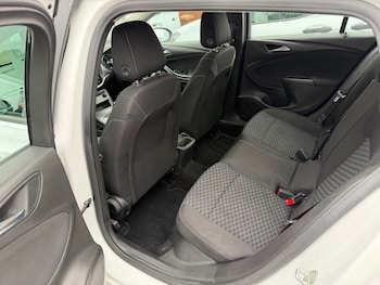 Used Vauxhall Astra 2019 for sale - 77767967: Photo