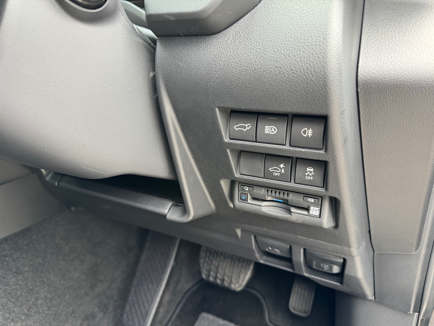 Vehicle 28