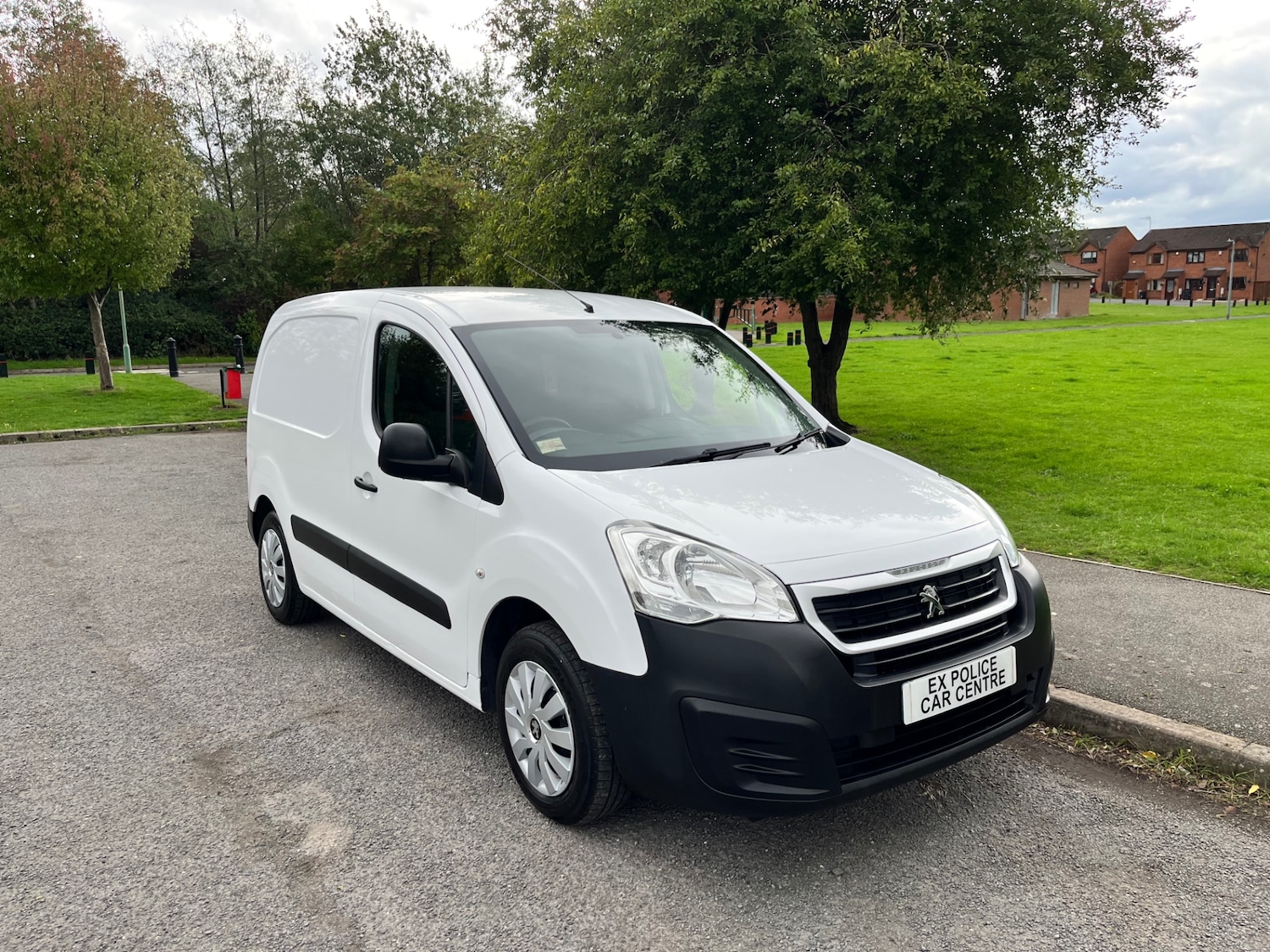 Used Peugeot Partner 2017 for sale - 75825460: Photo 12