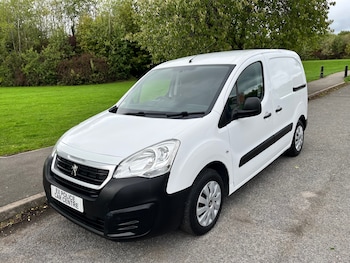 Used Peugeot Partner 2017 for sale - 75825460: Photo
