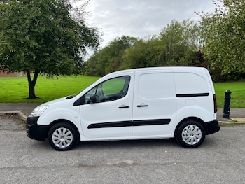 Used Peugeot Partner 2017 for sale - 75825460: Photo