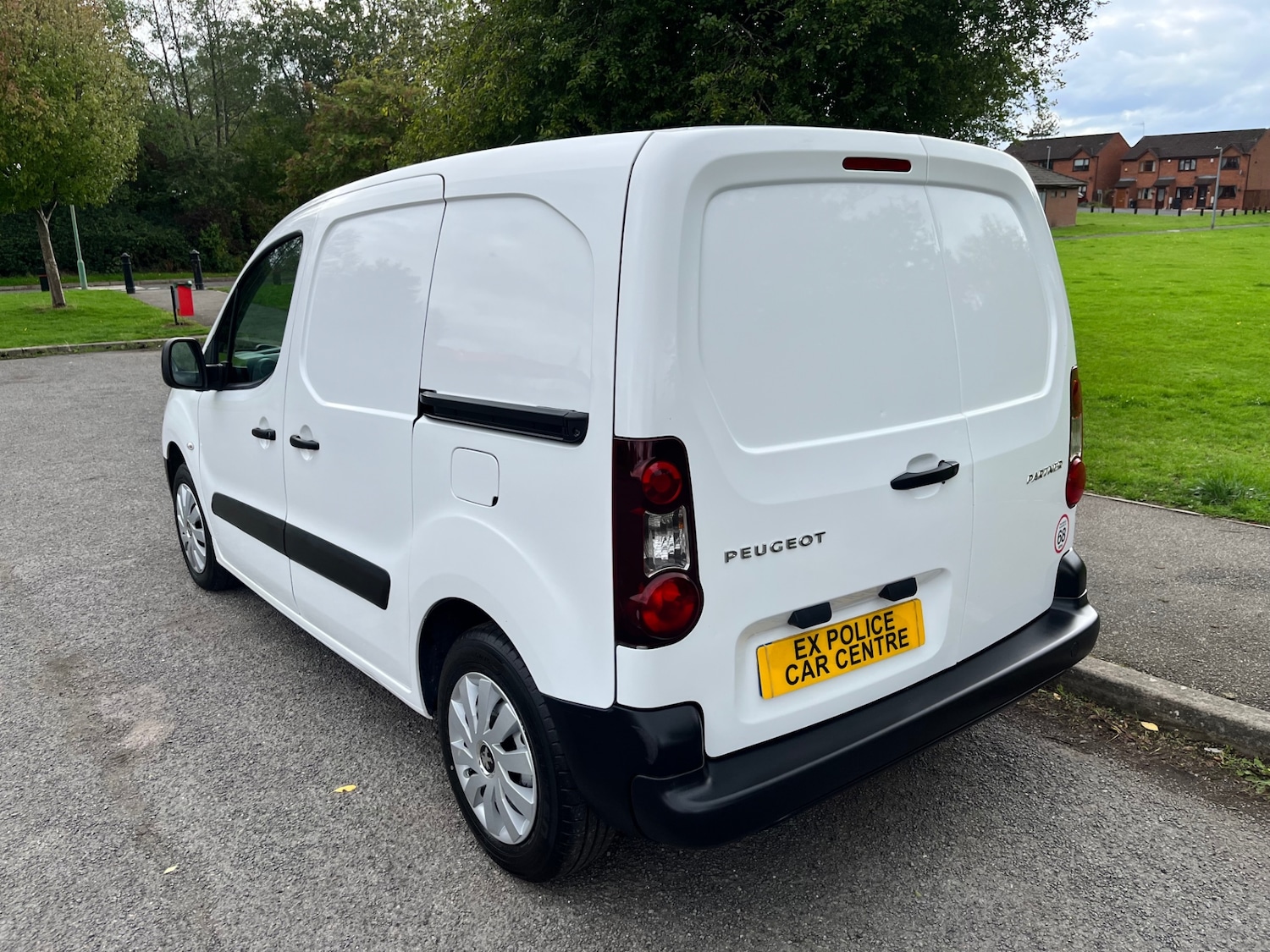 Used Peugeot Partner 2017 for sale - 75825460: Photo 5