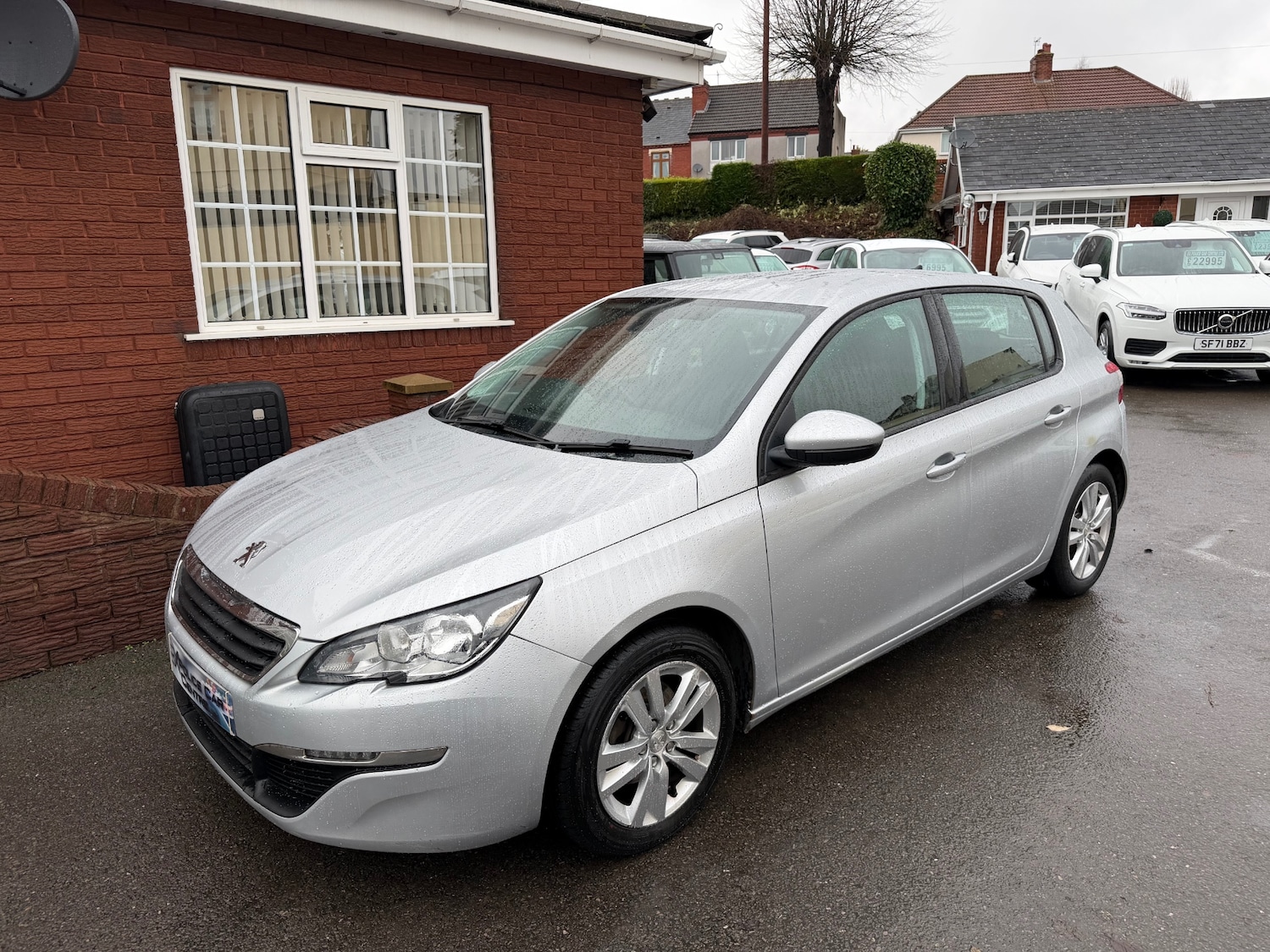 Used Peugeot 308 2017 for sale - 76910948: Photo 1
