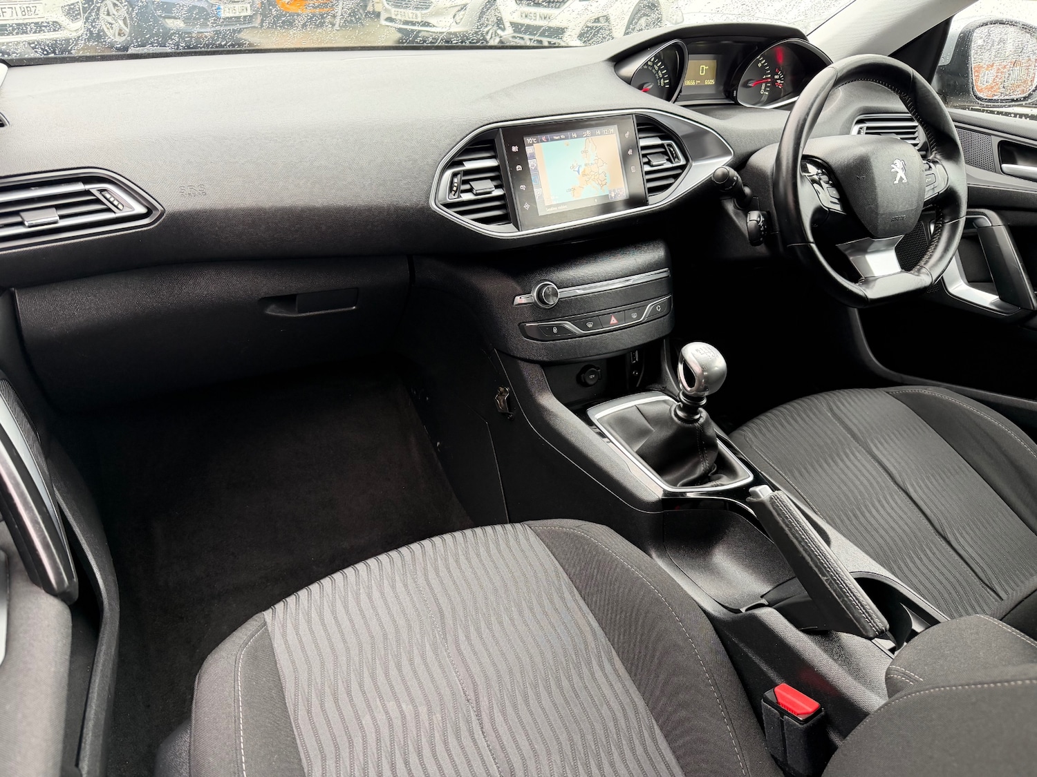 Used Peugeot 308 2017 for sale - 76910948: Photo 15