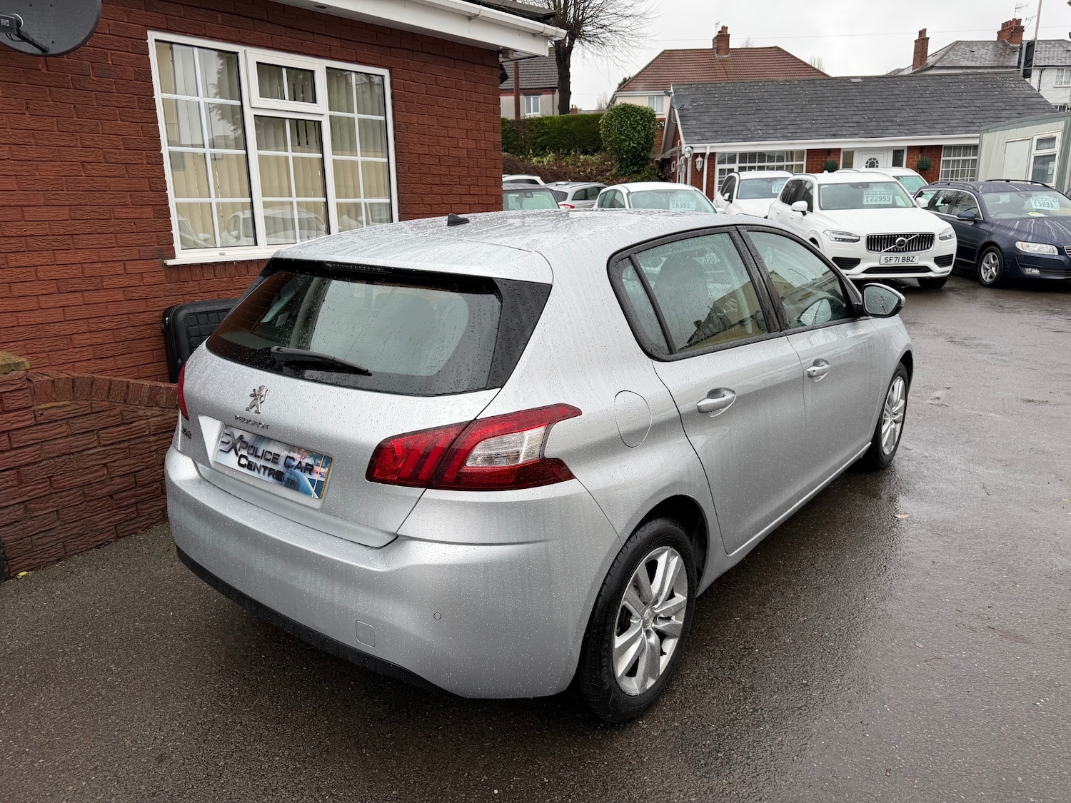 Used Peugeot 308 2017 for sale - 76910948: Photo 8