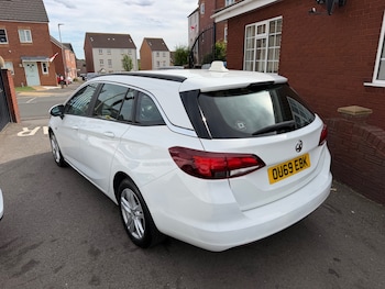 Used Vauxhall Astra undefined for sale - 79146594: Photo