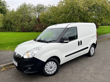 Used Vauxhall Combo 2018 for sale - 76114392: Photo