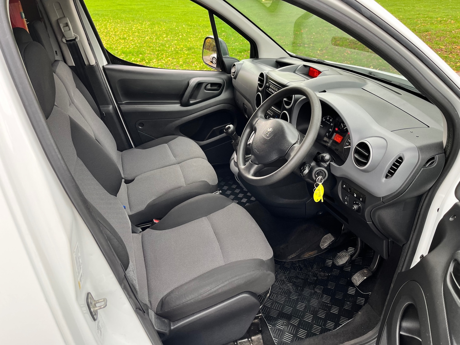 Used Peugeot Partner 2018 for sale - 76169797: Photo 13