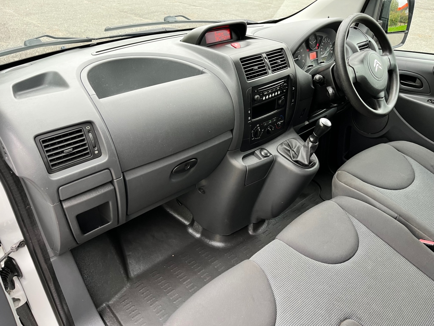 Used Citroen Dispatch 2016 for sale - 75536478: Photo 12