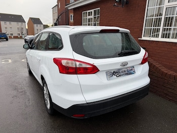 Used Ford Focus 2014 for sale - 76780424: Photo