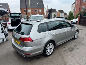 Used Volkswagen Golf 2017 for sale - 74763840: Photo