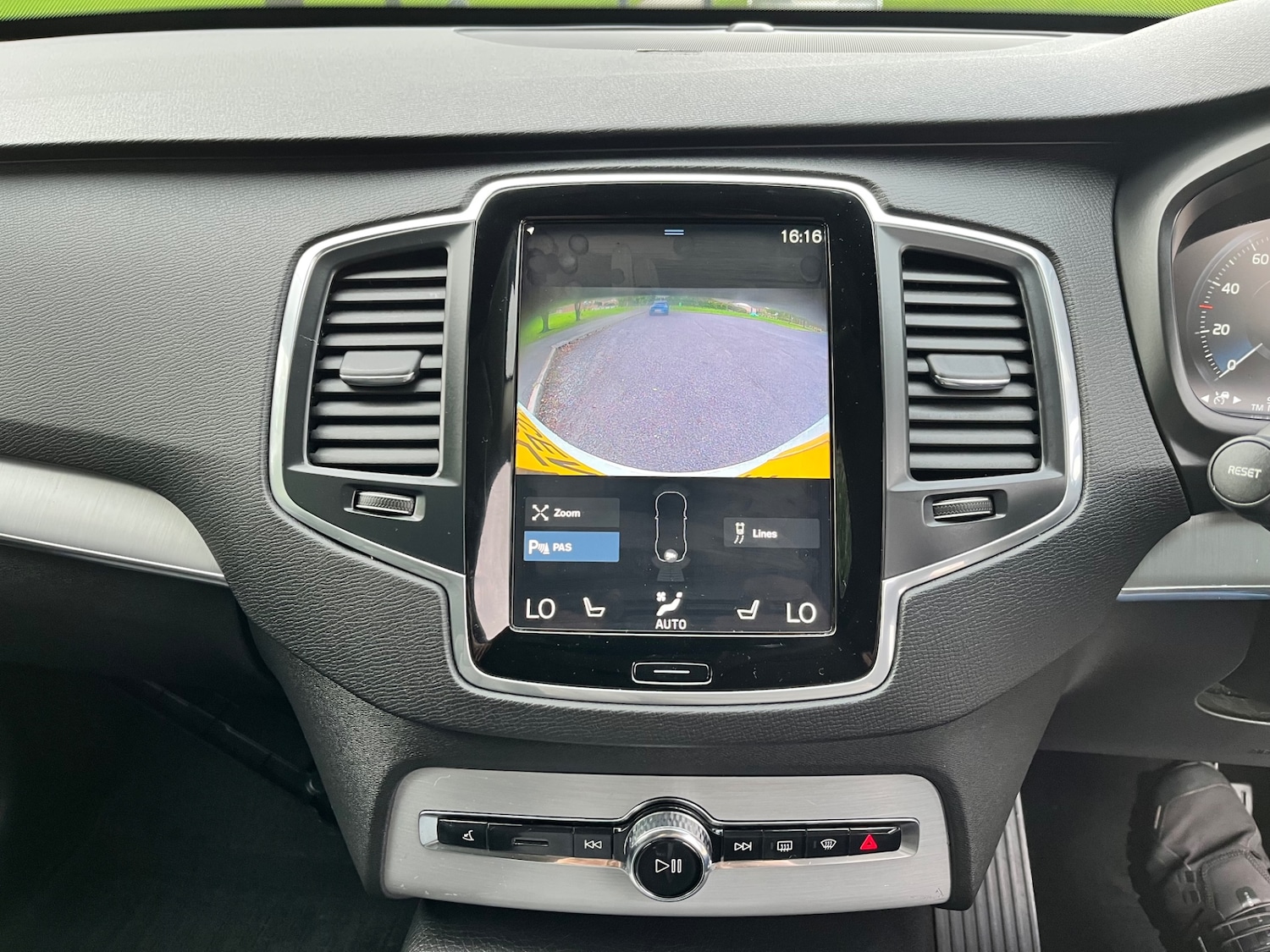 Used Volvo XC90 2020 for sale - 74472252: Photo 21