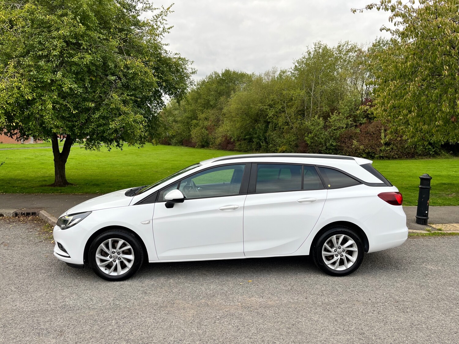 Used Vauxhall Astra 2019 for sale - 75007677: Photo 4