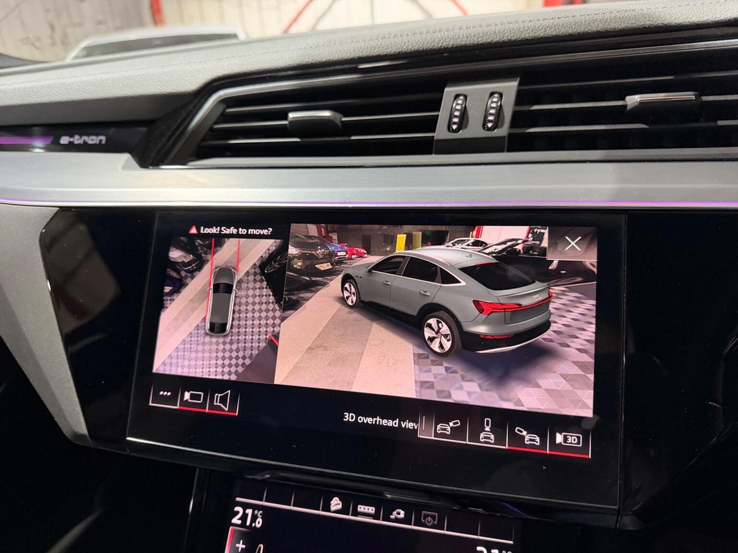 Used Audi e-tron 2020 for sale - 77735784: Photo 3