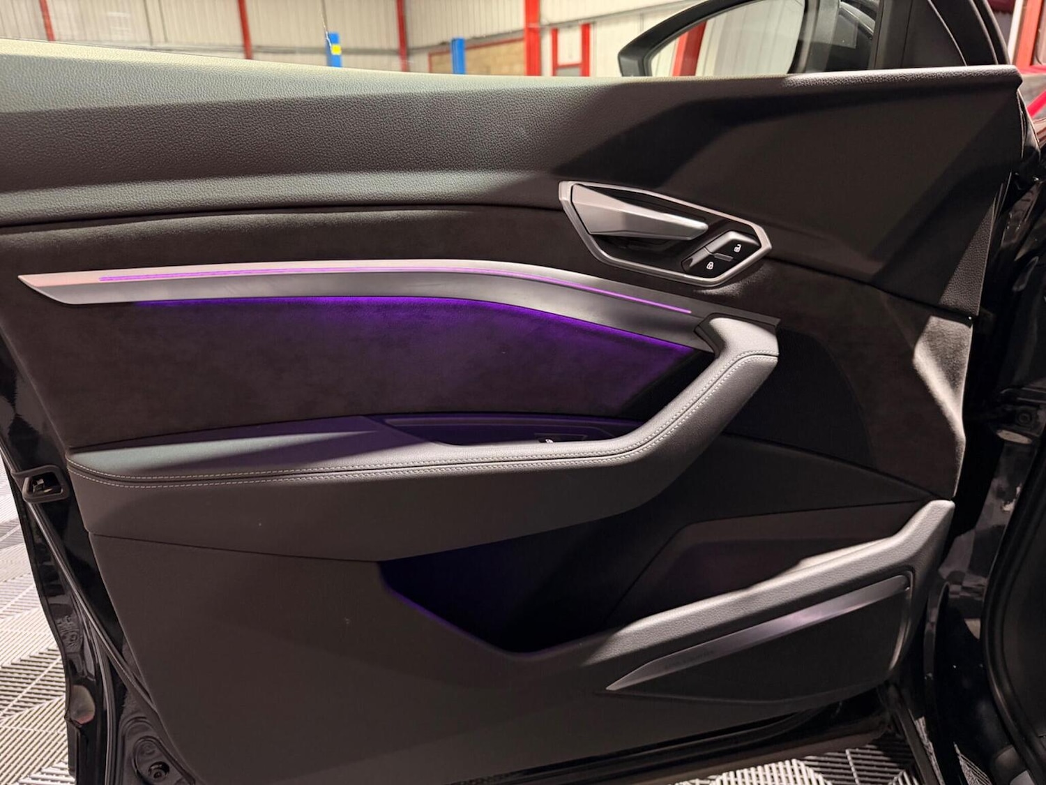 Used Audi e-tron 2020 for sale - 77735784: Photo 32