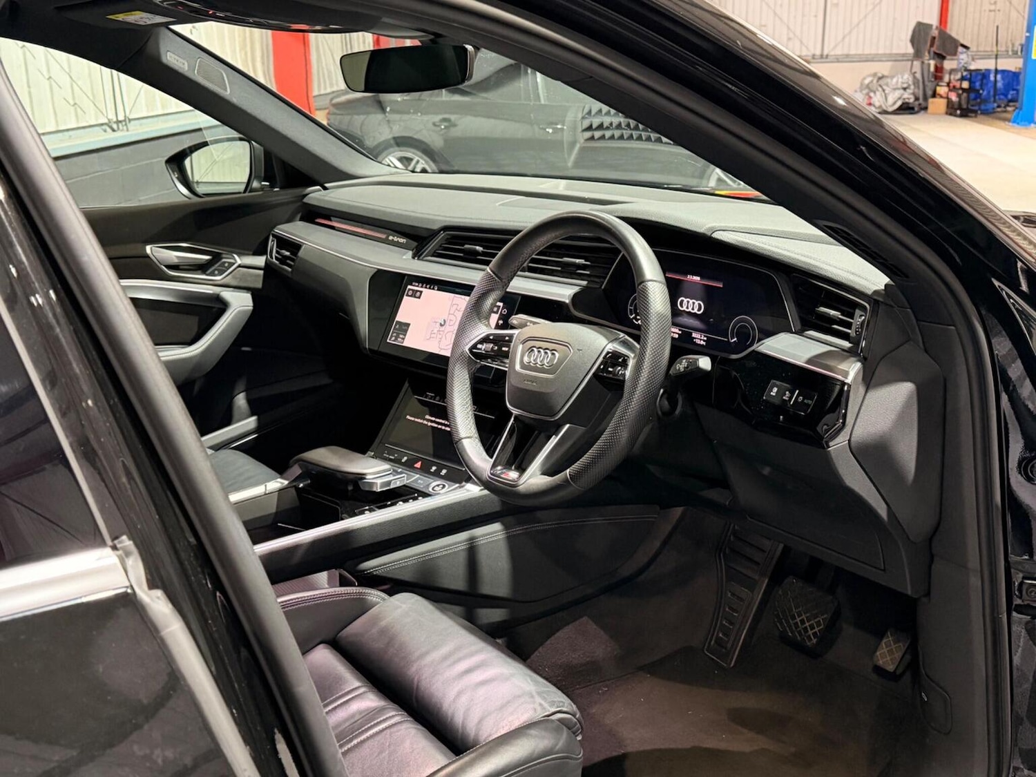 Used Audi e-tron 2020 for sale - 77735784: Photo 4