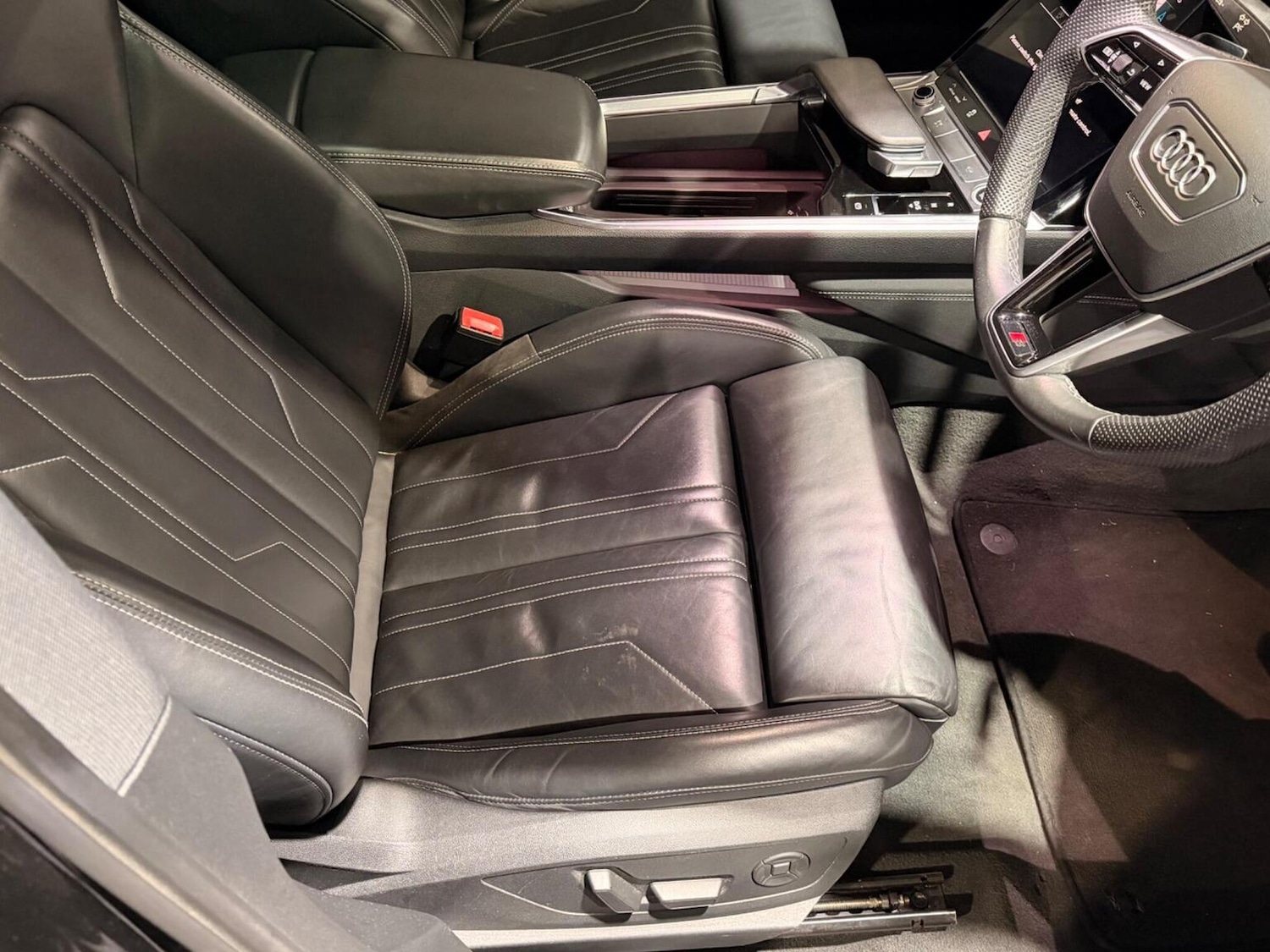 Used Audi e-tron 2020 for sale - 77735784: Photo 53