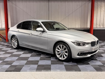2016 - 2.0 330i Luxury Auto Euro 6 (s/s) 4dr
