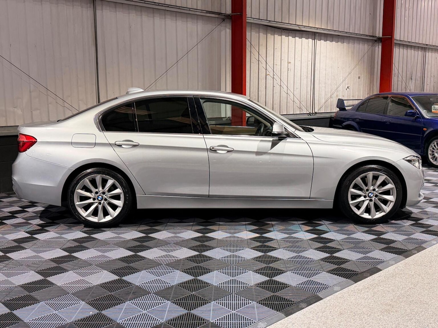 Used BMW 3 Series 2016 for sale - 77195491: Photo 2