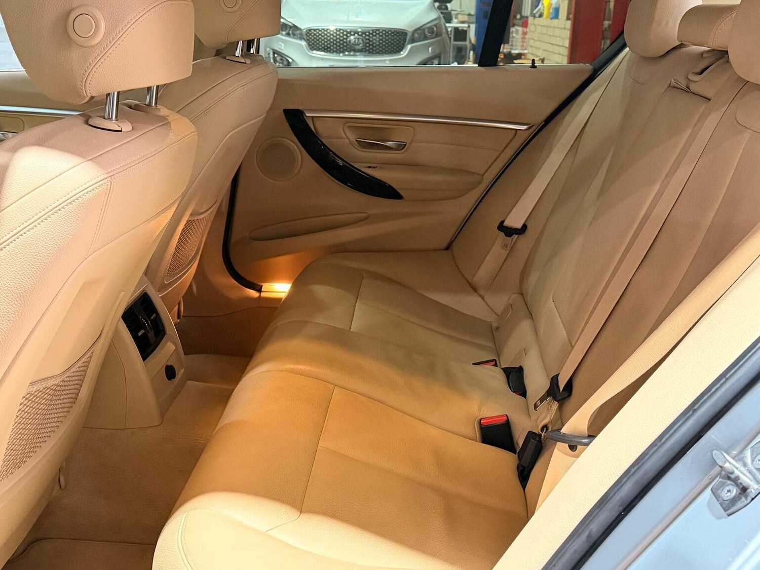 Used BMW 3 Series 2016 for sale - 77195491: Photo 20