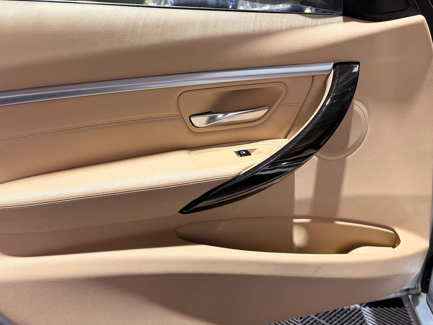 Used BMW 3 Series 2016 for sale - 77195491: Photo 26