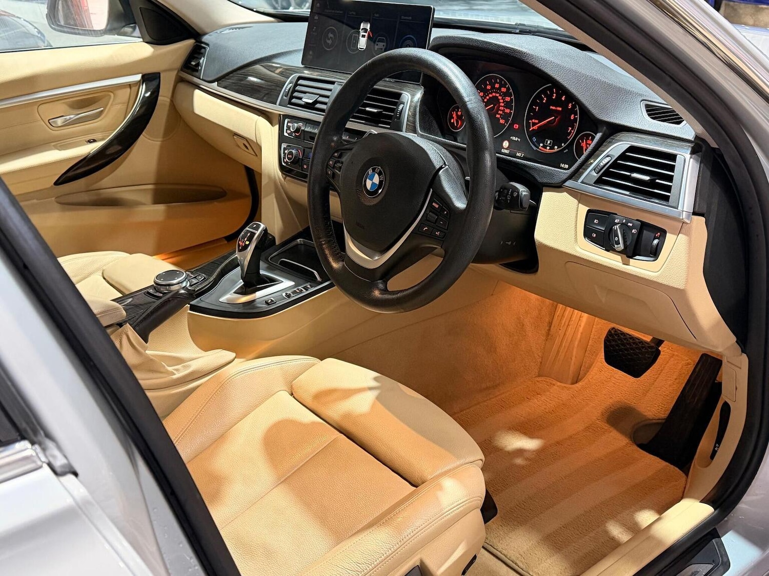 Used BMW 3 Series 2016 for sale - 77195491: Photo 3