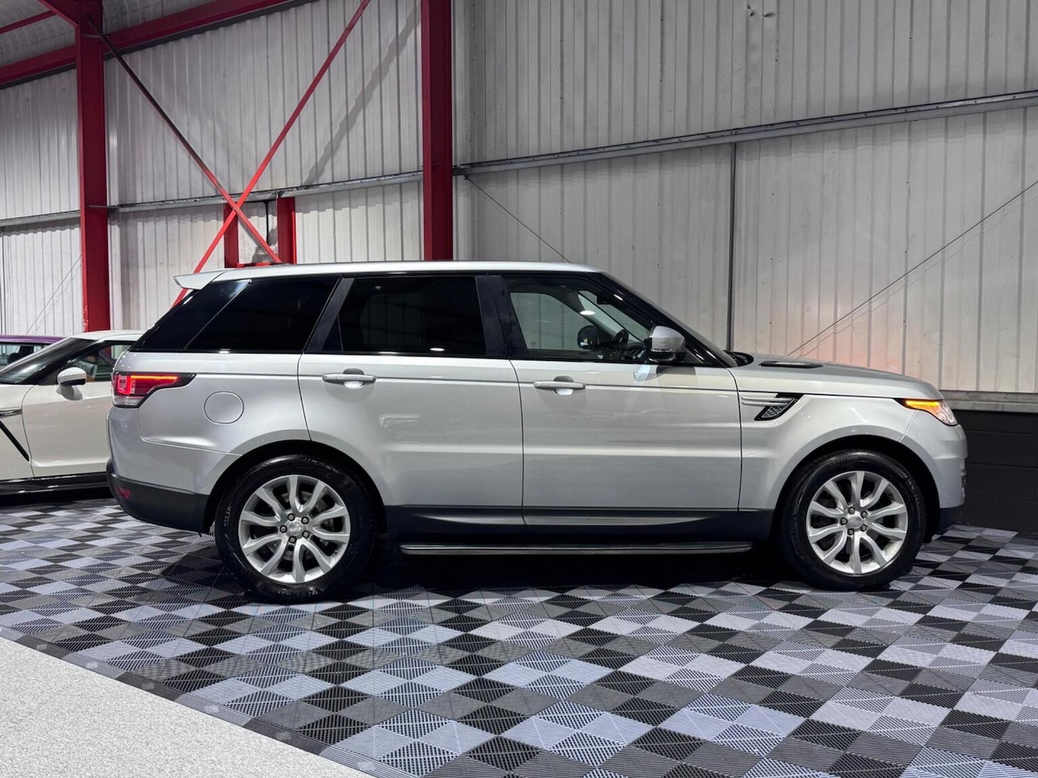 Used Land Rover Range Rover Sport 2014 for sale - 76177064: Photo 13