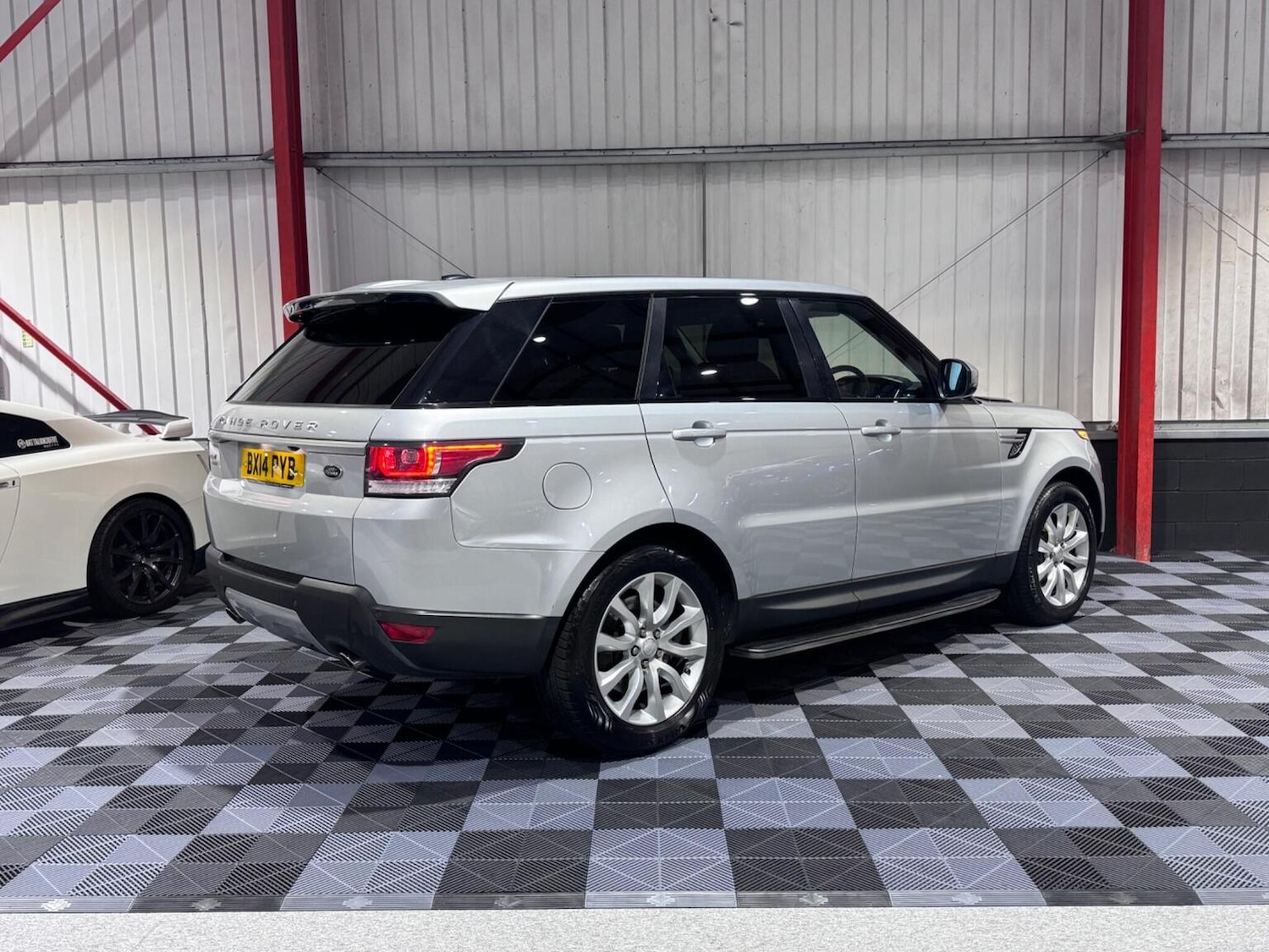 Used Land Rover Range Rover Sport 2014 for sale - 76177064: Photo 14
