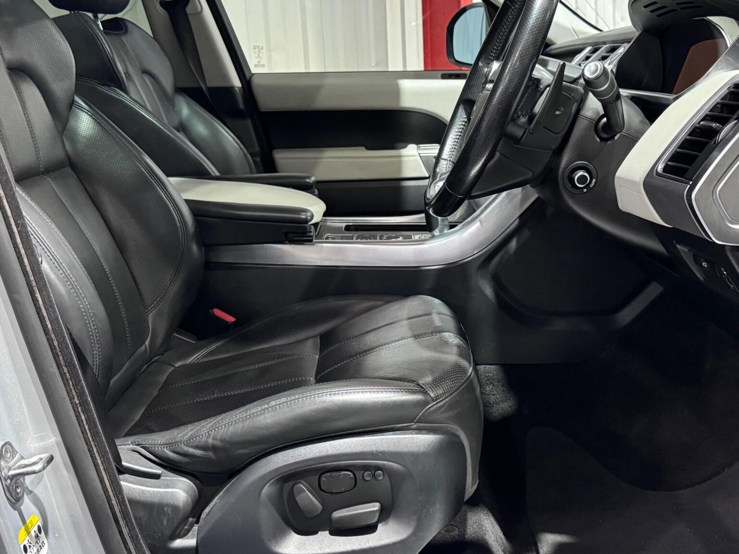 Used Land Rover Range Rover Sport 2014 for sale - 76177064: Photo 19