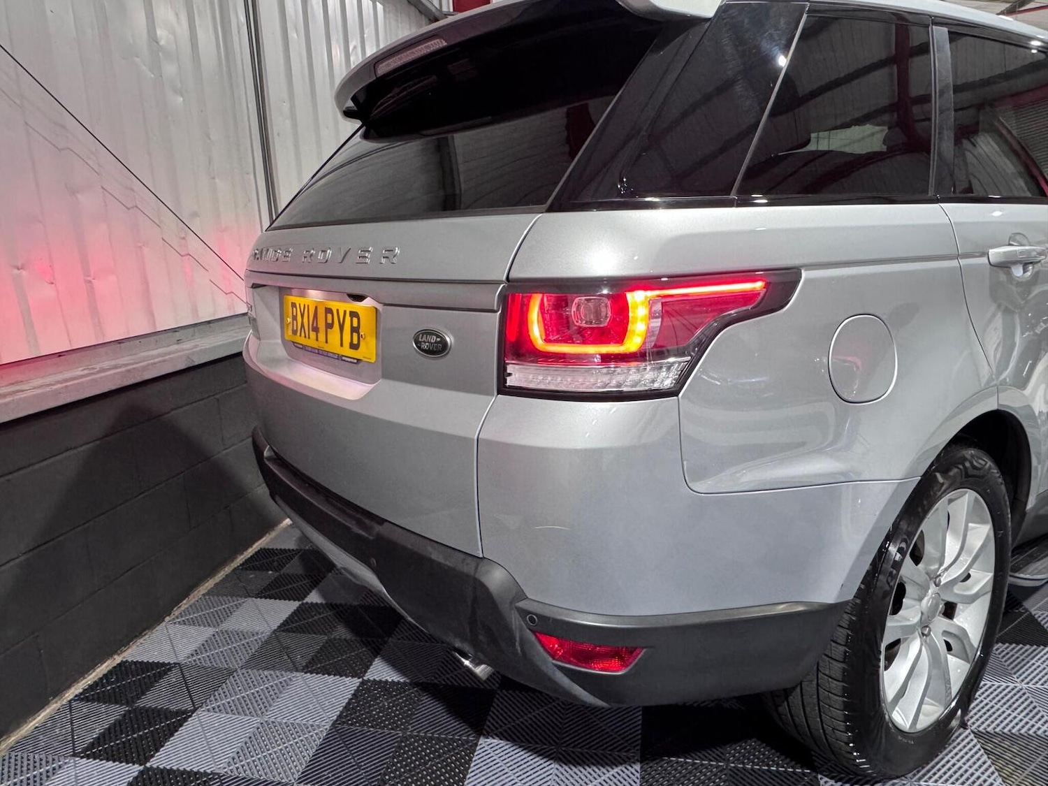 Used Land Rover Range Rover Sport 2014 for sale - 76177064: Photo 43