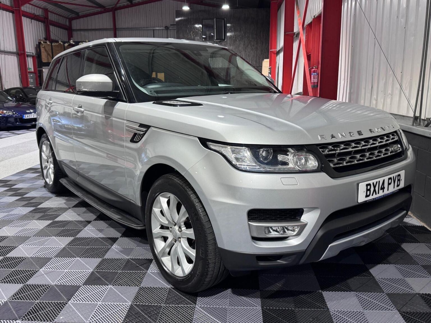 Used Land Rover Range Rover Sport 2014 for sale - 76177064: Photo 5
