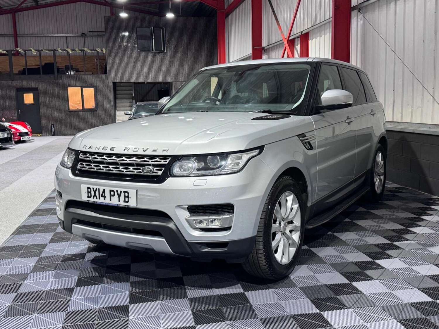 Used Land Rover Range Rover Sport 2014 for sale - 76177064: Photo 7