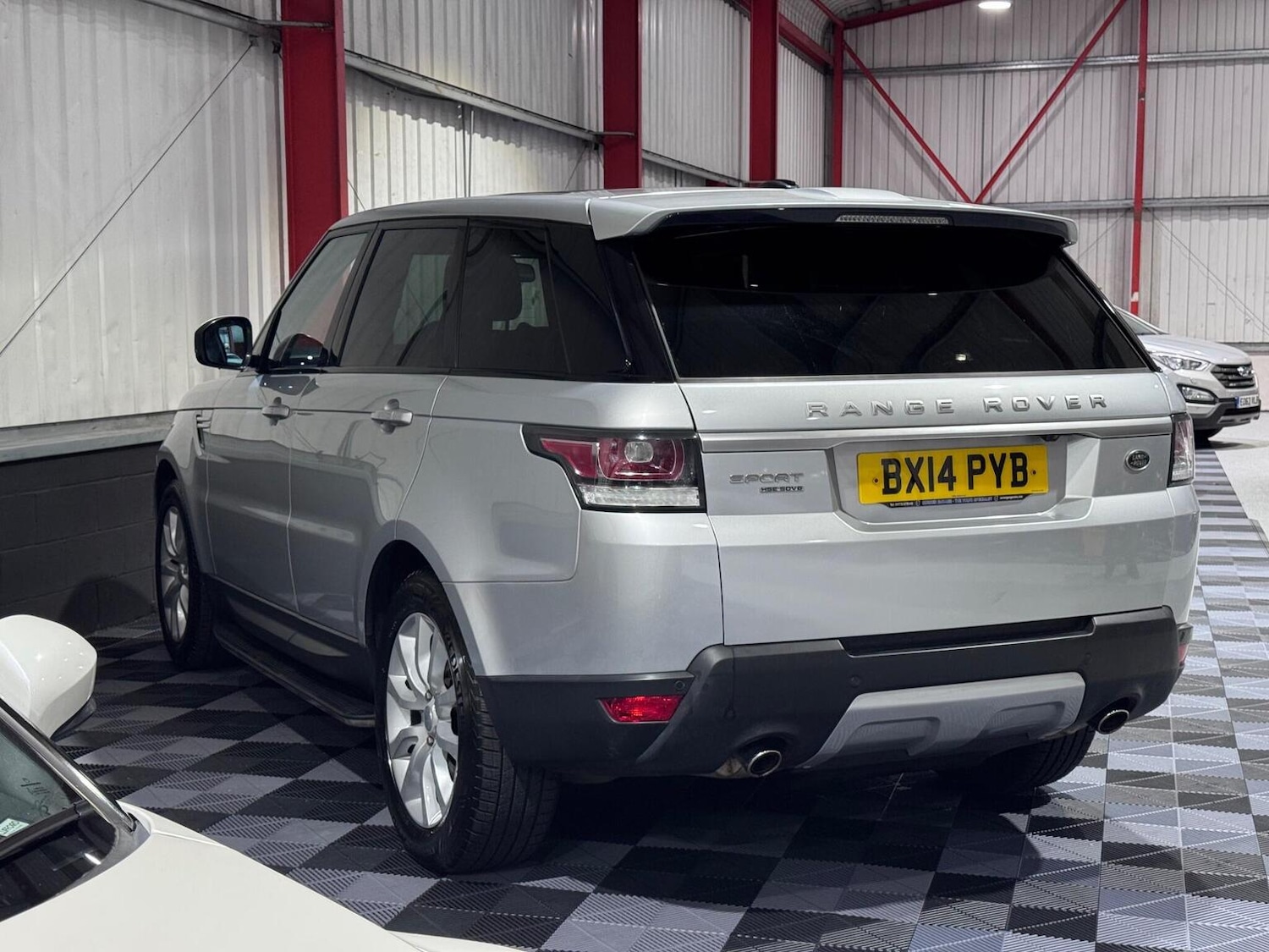Used Land Rover Range Rover Sport 2014 for sale - 76177064: Photo 8