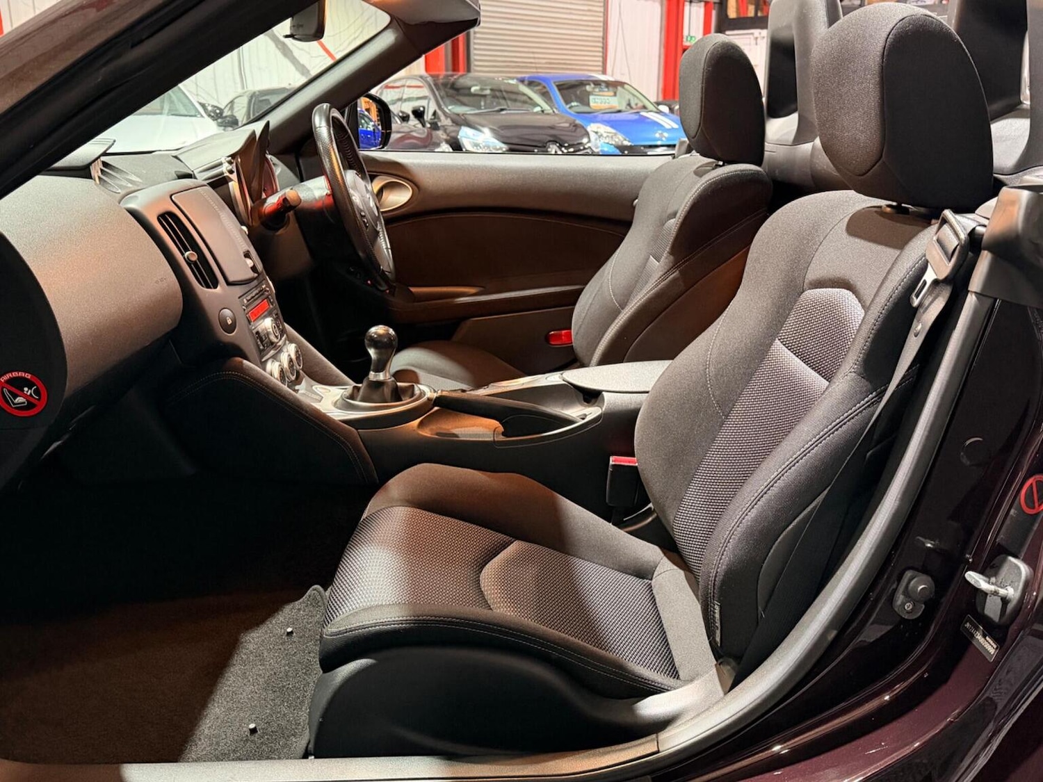 Used Nissan 370 Z 2010 for sale - 77694361: Photo 13