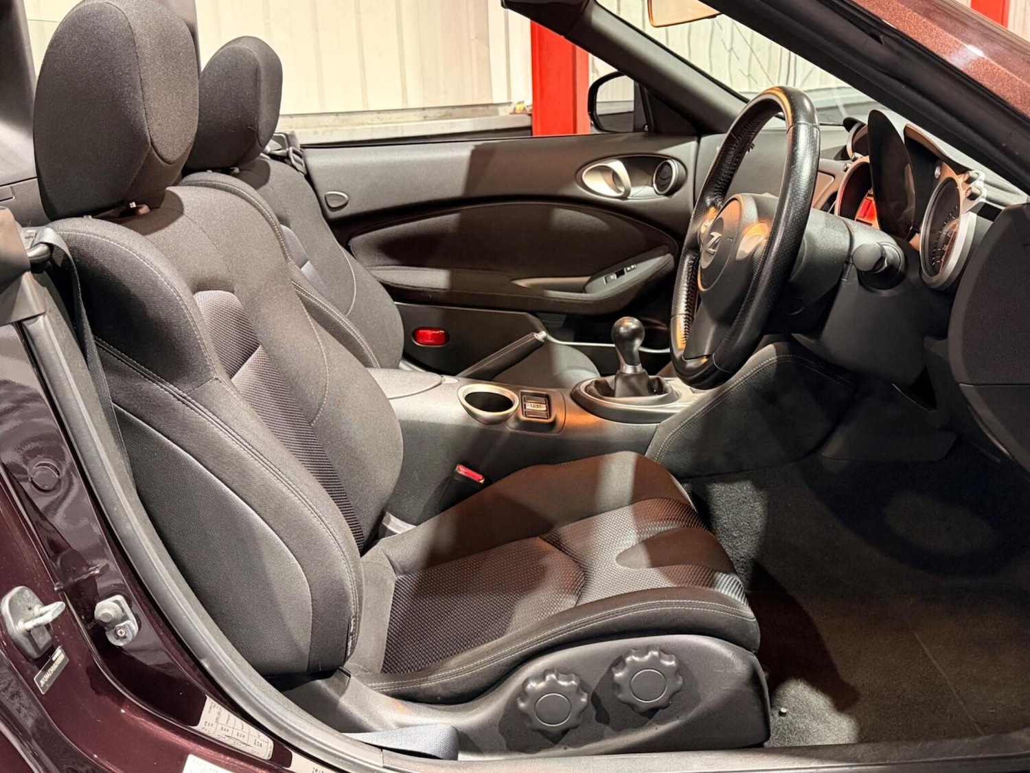 Used Nissan 370 Z 2010 for sale - 77694361: Photo 17