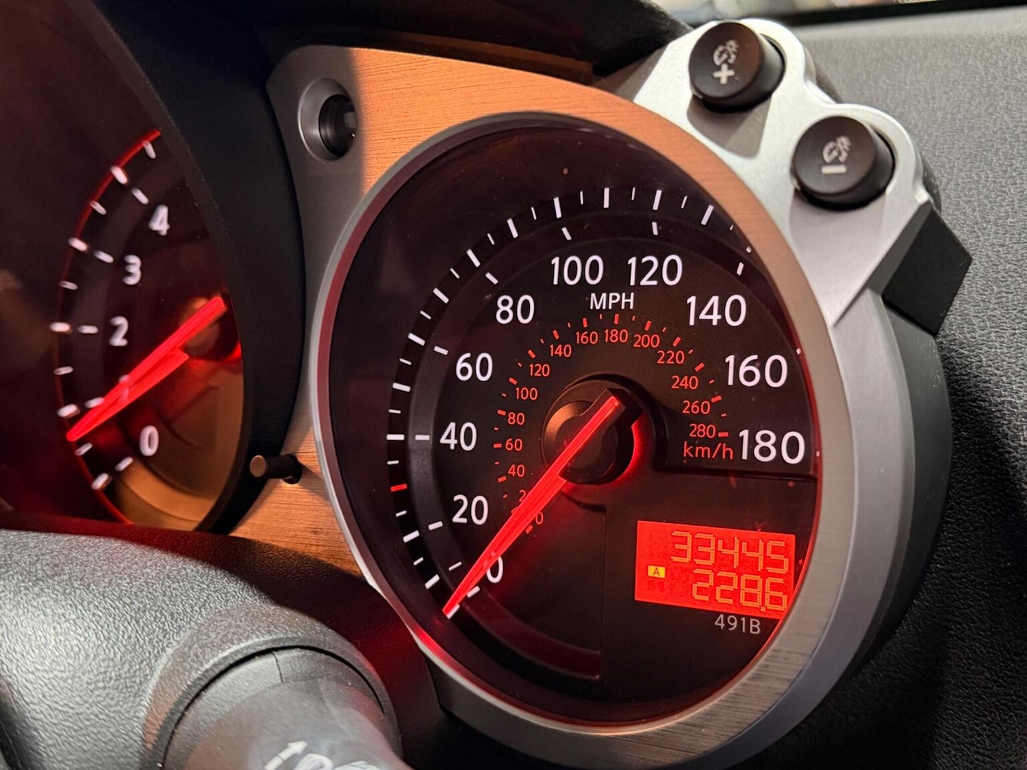 Used Nissan 370 Z 2010 for sale - 77694361: Photo 27