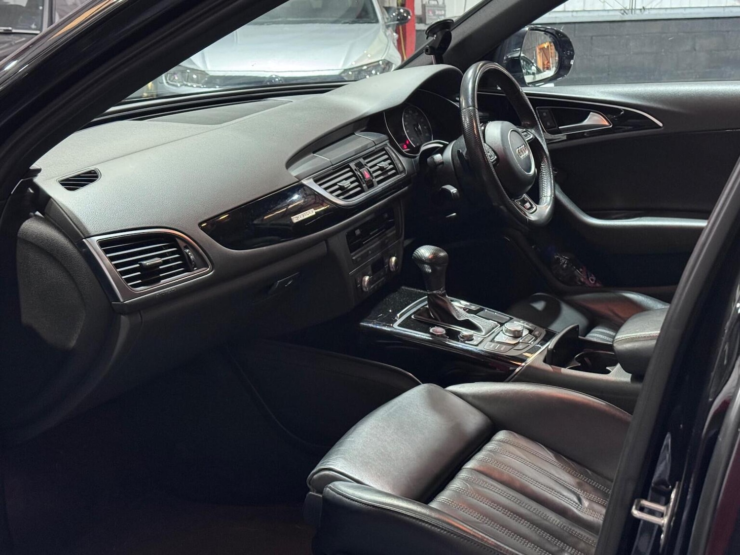 Used Audi A6 2014 for sale - 77080805: Photo 33