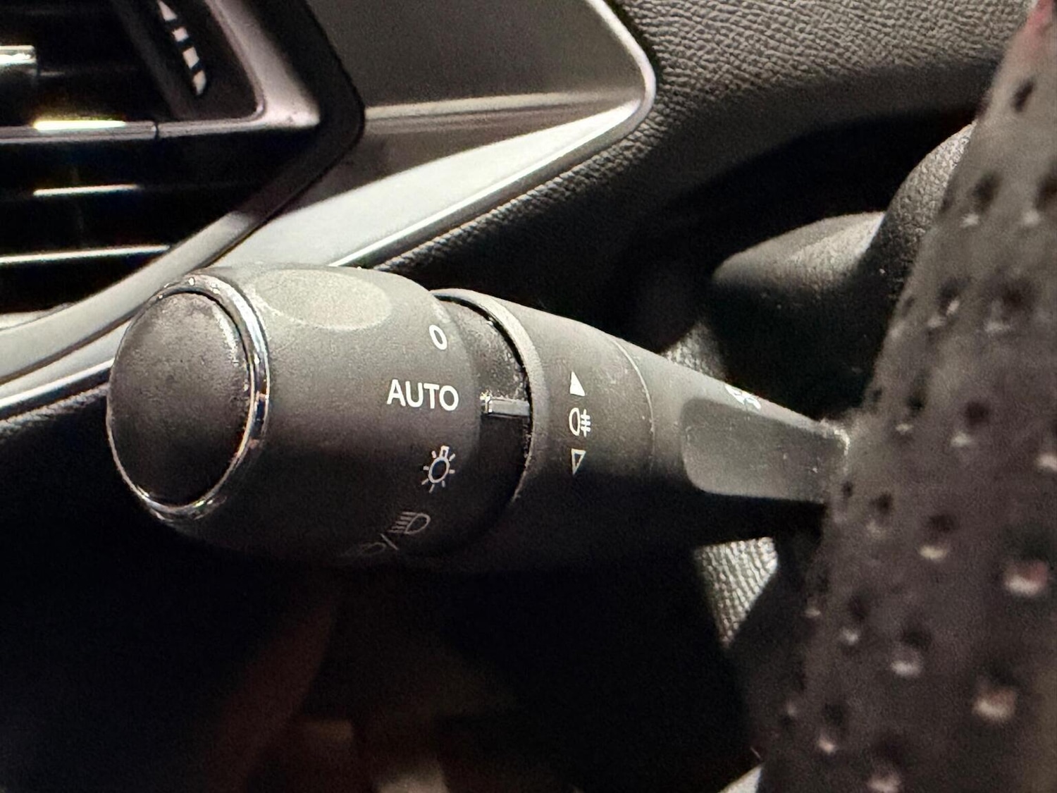 Used Peugeot 308 2018 for sale - 78121569: Photo 27