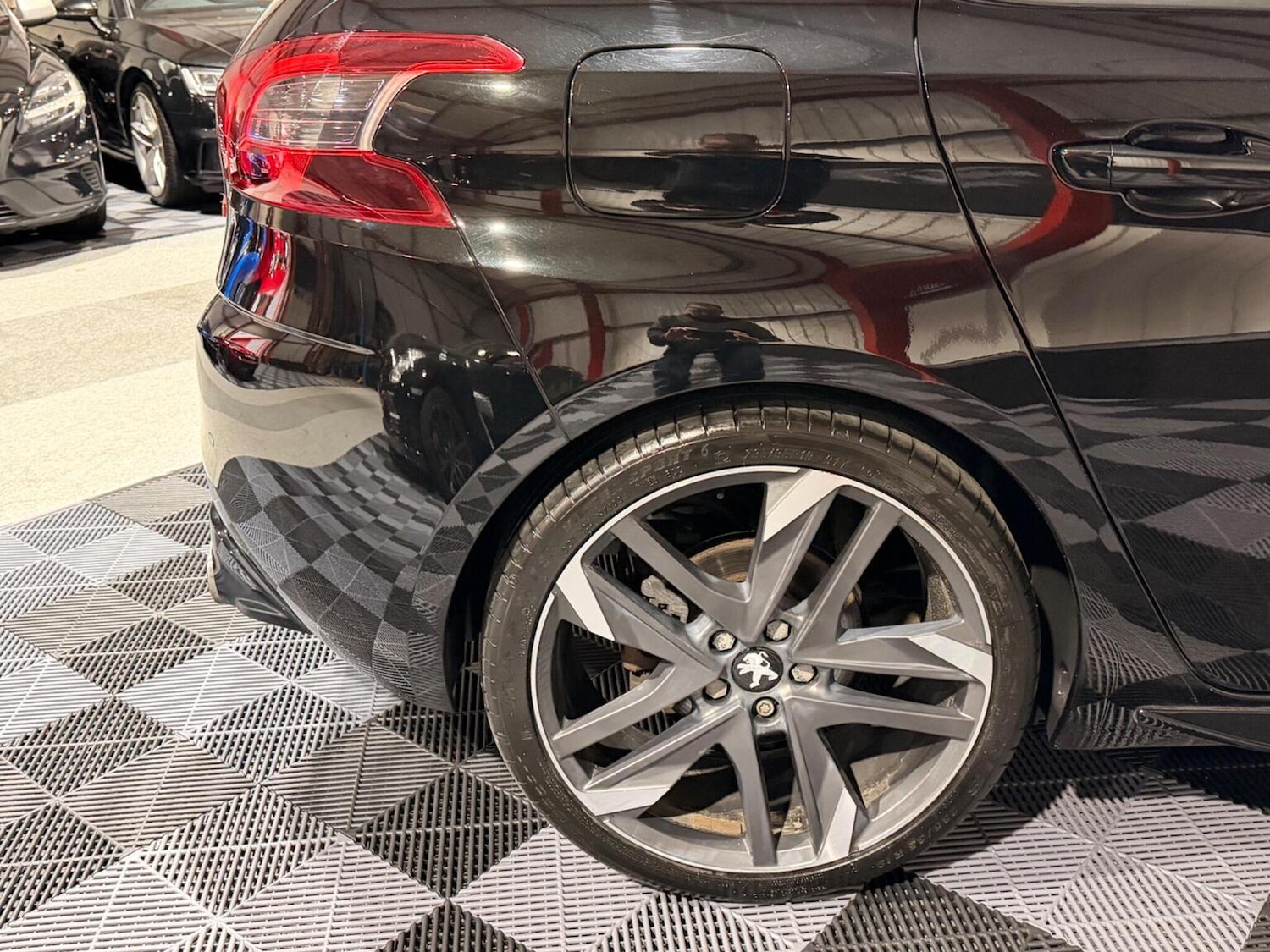 Used Peugeot 308 2018 for sale - 78121569: Photo 48