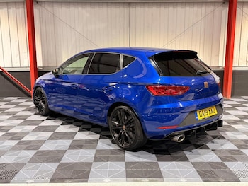 Used SEAT Leon 2019 for sale - 78125127: Photo