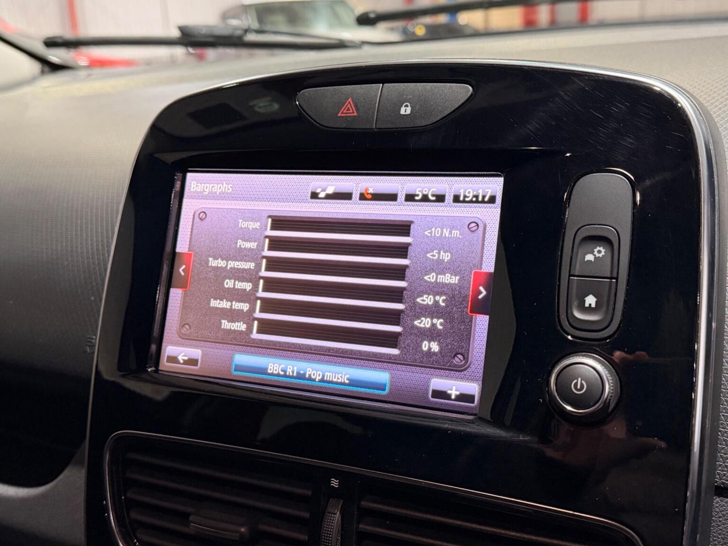 Used Renault Clio 2017 for sale - 77578463: Photo 67