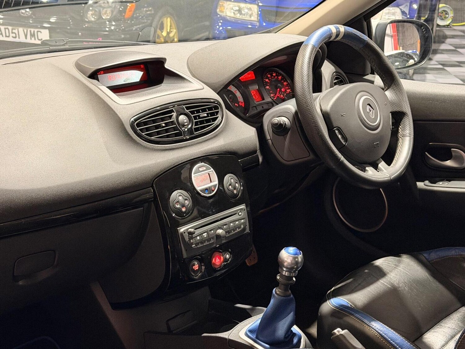 Used Renault Clio 2010 for sale - 77629092: Photo 12